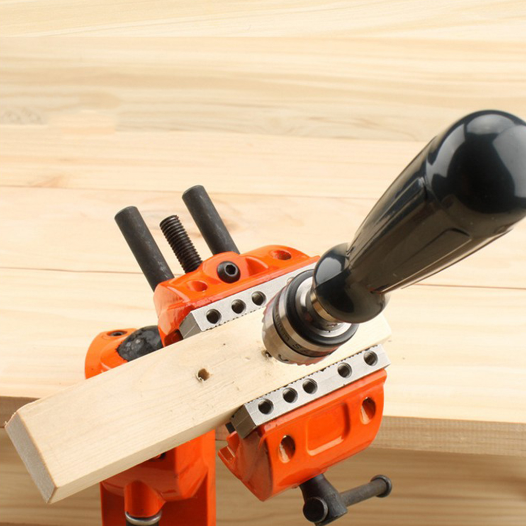 Hand Tools In Workshop - Mechanisches Werkstatt-Handbohrer-Set mit Spiralbohrer für Zimmermannswerkzeuge,